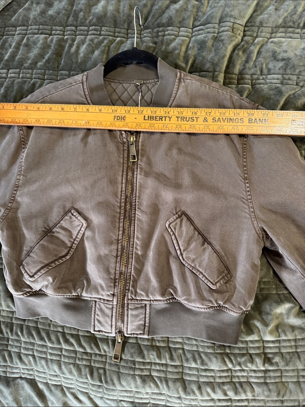 NWT- YFB Cropped Large Billy Bomber Jacket in Army green - Women's Jacket & Coat - Picture 6 of 10